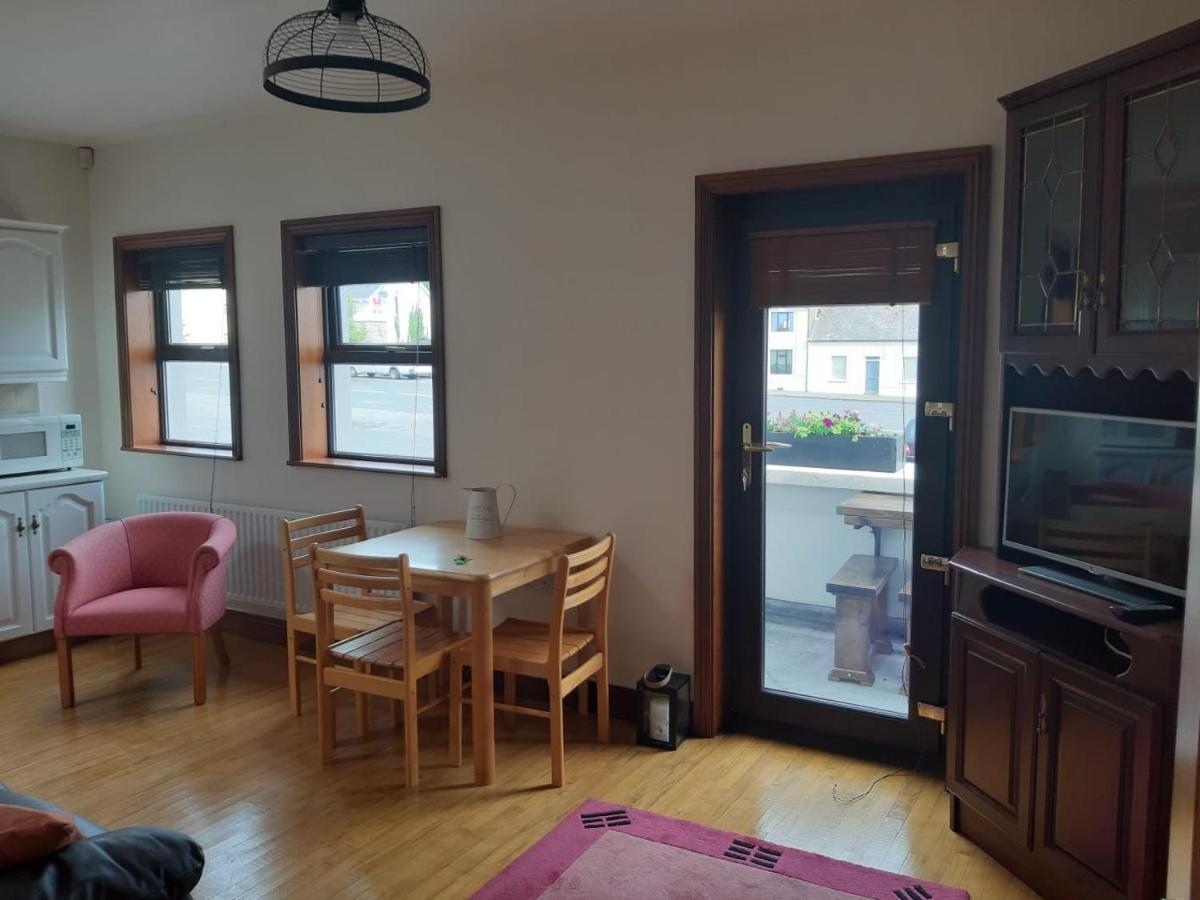Strokestown Townhouse Apartments מראה חיצוני תמונה